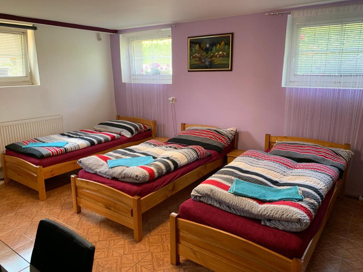 Pension Milada Klecany Extérieur photo